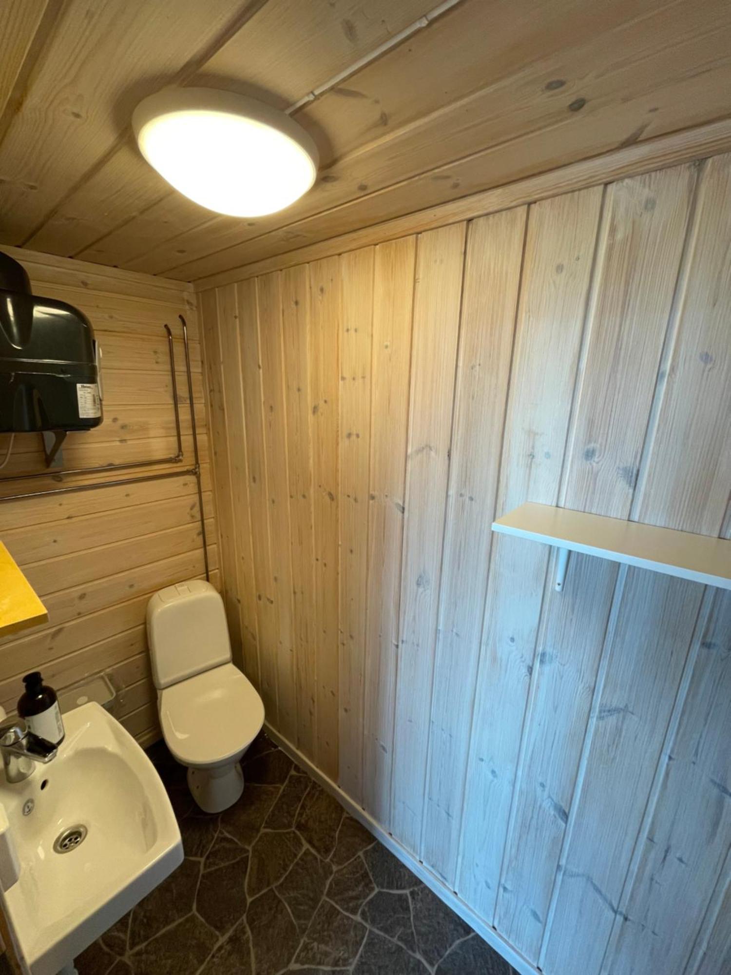 Fugelvagen, Cabins And Glamping Alvund Luaran gambar