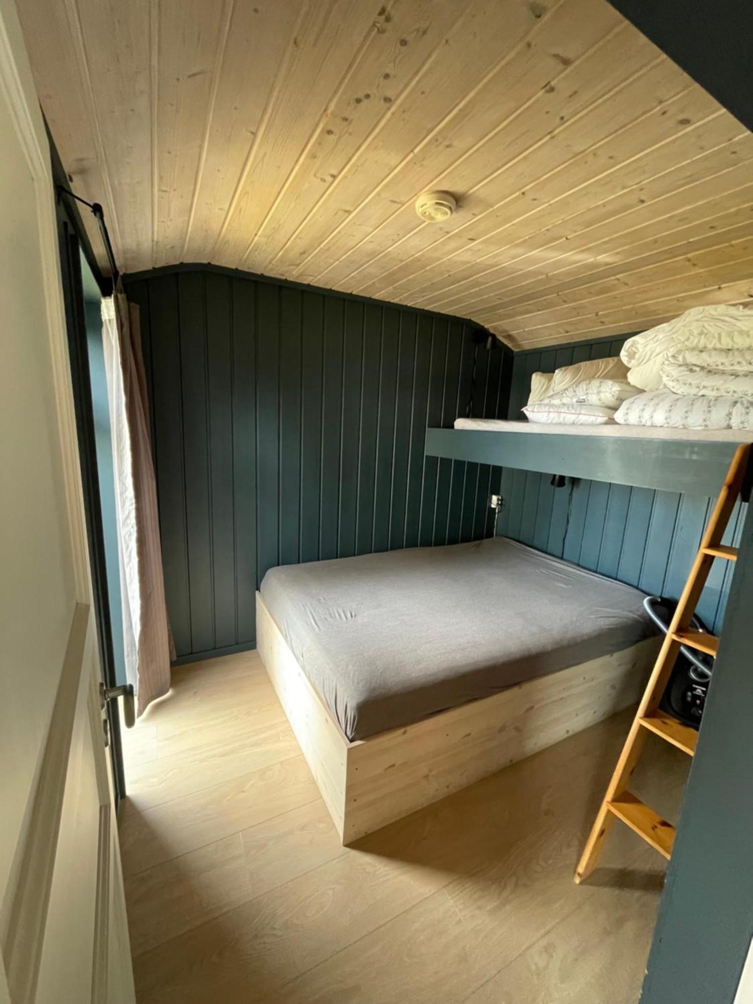 Fugelvagen, Cabins And Glamping Alvund Luaran gambar